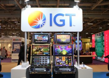 IGT dips toe into social gaming