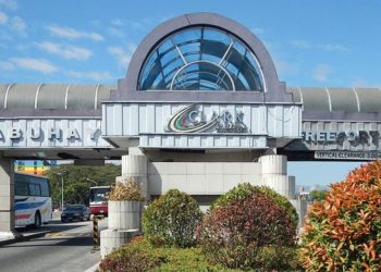 Philippines adds 2,000 Clark, Subic gaming workers to tax crackdown