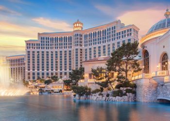 MGM Resorts takes over control of Las Vegas lounge venues