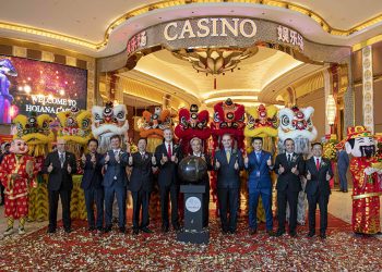 Suncity’s Hoiana holds exclusive preview opening