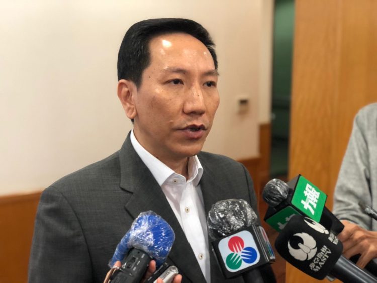 Legislator says Macau GGR can reach US$1 billion a month once Guangdong border restrictions eased