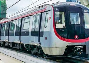 Hong Kong men fined for playing mahjong on MTR