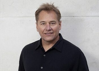 Light & Wonder begins search for new CEO as Barry Cottle steps down