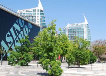 Stanley Ho family in danger of losing Portuguese casino license