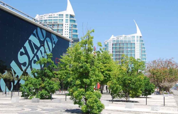 Stanley Ho family in danger of losing Portuguese casino license