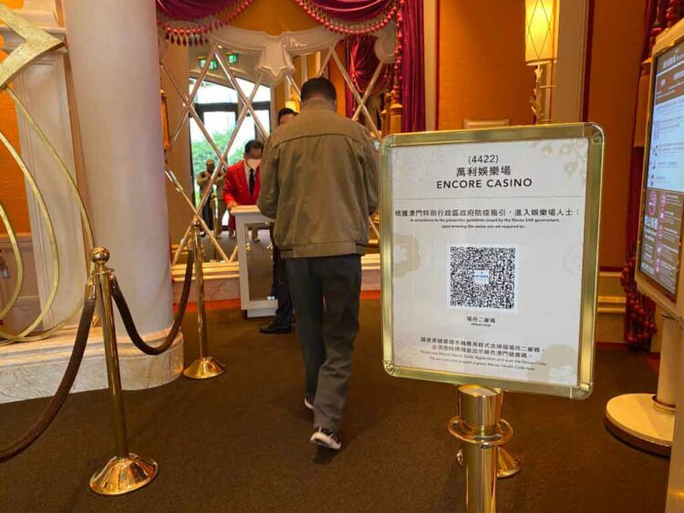 Macau casinos still requiring health code for entry despite Health Bureau abolishing the requirement