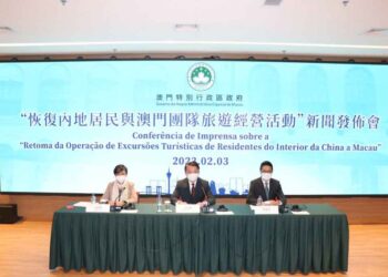 China confirms resumption of tour groups to Hong Kong and Macau from Monday