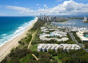 Star Entertainment Group to sell beachside Gold Coast hotel