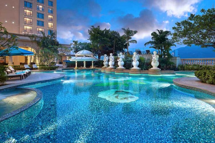 Explore Sofitel Macau at Ponte 16