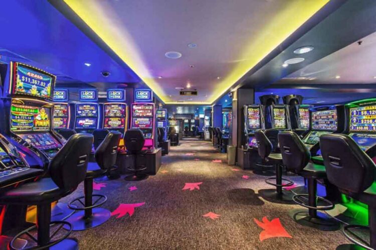 NSW state government moves to ban political donations from any clubs offering gambling