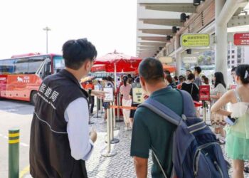 Macau welcomed post-pandemic high of 158,726 visitor arrivals on Saturday in strong start to Golden Week