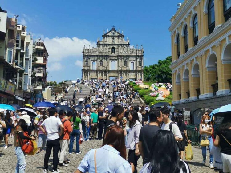 Macau visitor arrivals down by 29% month-on-month to 2.3 million in September