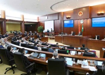 Ho Iat Seng: Macau concessionaires need time to try and test effectiveness of non-gaming investments