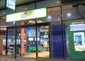 Tabcorp ordered to make most Victorian betting terminals cashless