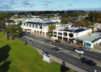 Victorian regulator directs hotel owner to exit gambling industry over major integrity breaches