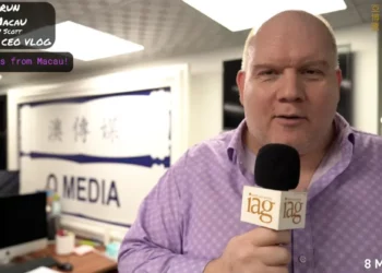 On the Run by Andrew W Scott, the IAG CEO Vlog