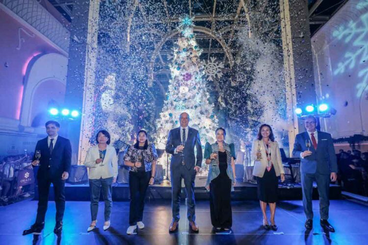 Okada Manila rings in festive Season with a Christmas Tree lighting celebration