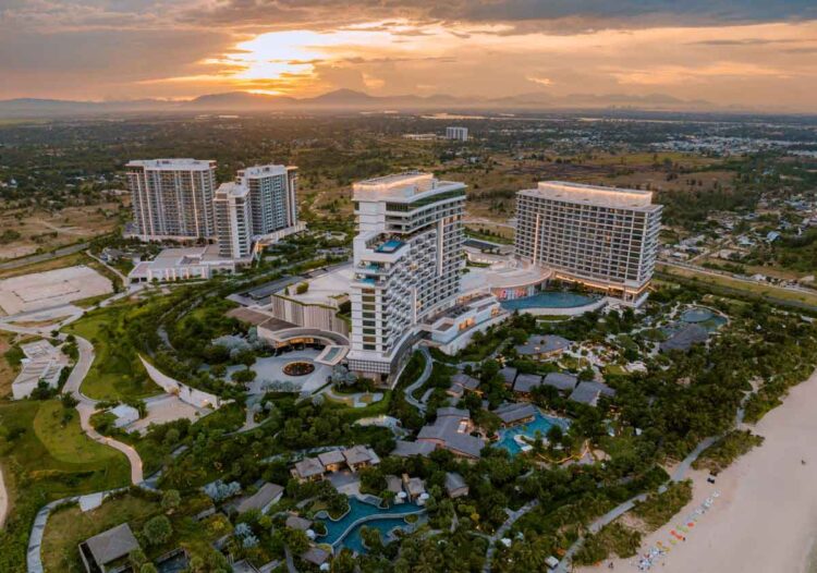 Chow Tai Fook-linked VMS Group assumes controlling stake in Hoiana, names Benny Chong and Alan Teo to lead new management team