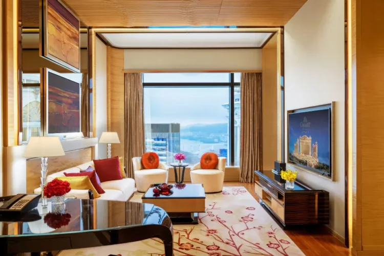 Macau hotel occupancy rate rises 5.5 percentage points year-on-year to 90.6% in February