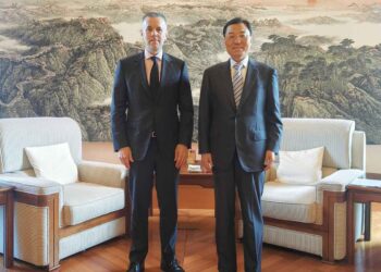 China’s Ambassador to the United States Xie Feng Meets with Wynn CEO Craig Billings