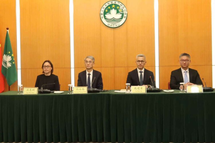 Macau government says concessionaires must fully absorb all employees from satellite casinos