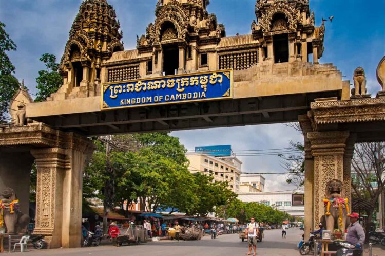 Foreign tourists among those banned by Thailand from travelling to Cambodia to gamble