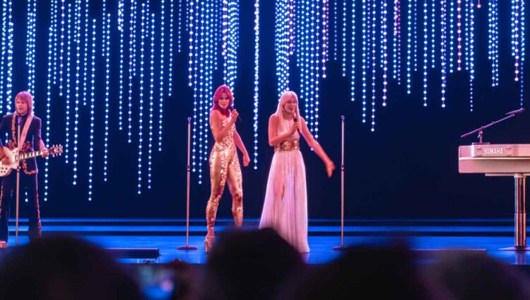 Macau’s concessionaires could soon turn to virtual performers to keep pace with rising competition in global entertainment scene