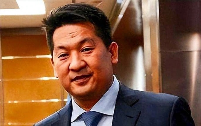 Thailand hands over gambling kingpin and long-time fugitive She Zhijiang for extradition back to China