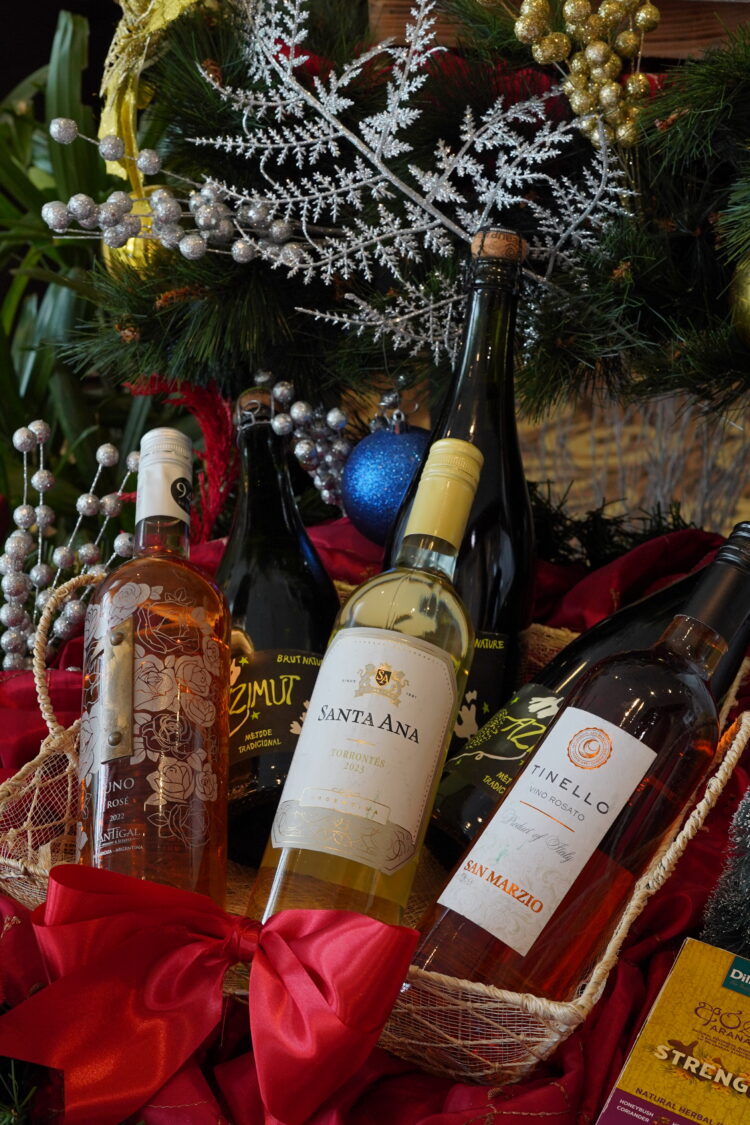 Bold holiday wonders await at Hann Wonderland in Clark